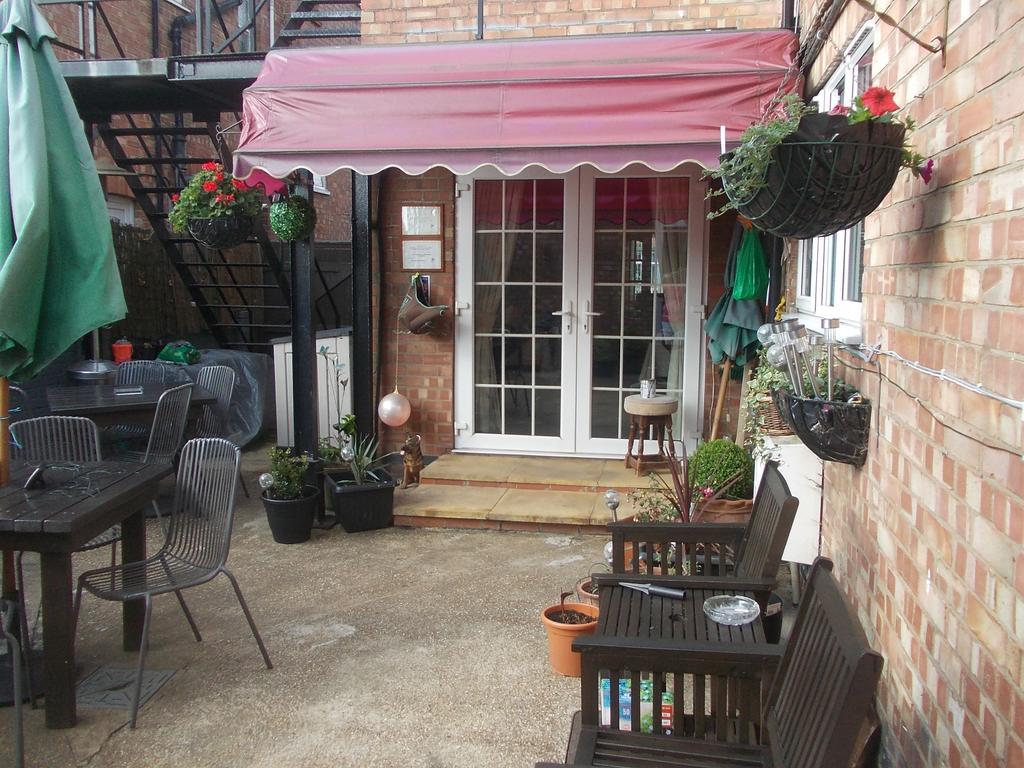 Bed & Breakfast The Kildare 4*